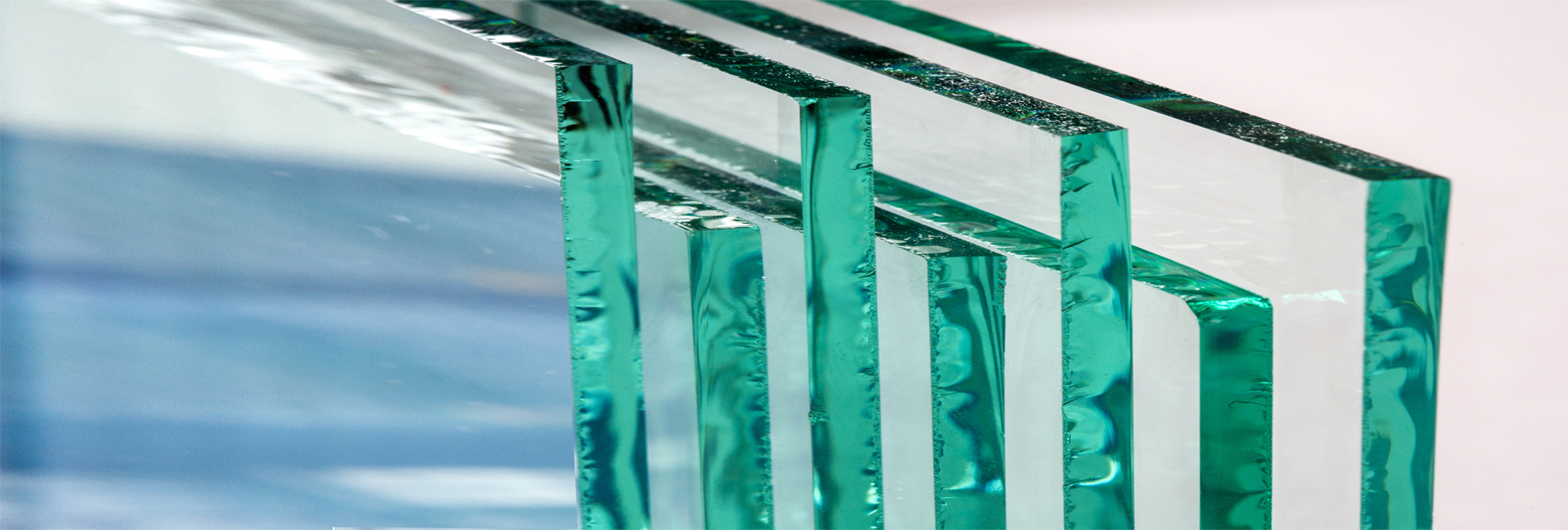 MONOLITIC GLASS megaglass